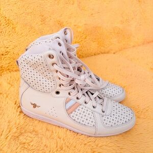 Creative Recreation Cream and Pink High-Top Sneakers